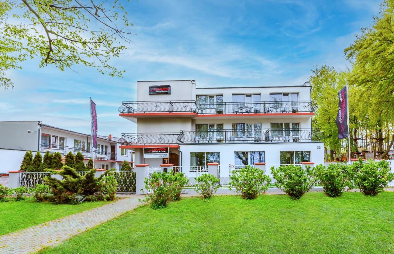 Osrodek Wypoczynkowy Champion Hotel Władysławowo Exterior foto